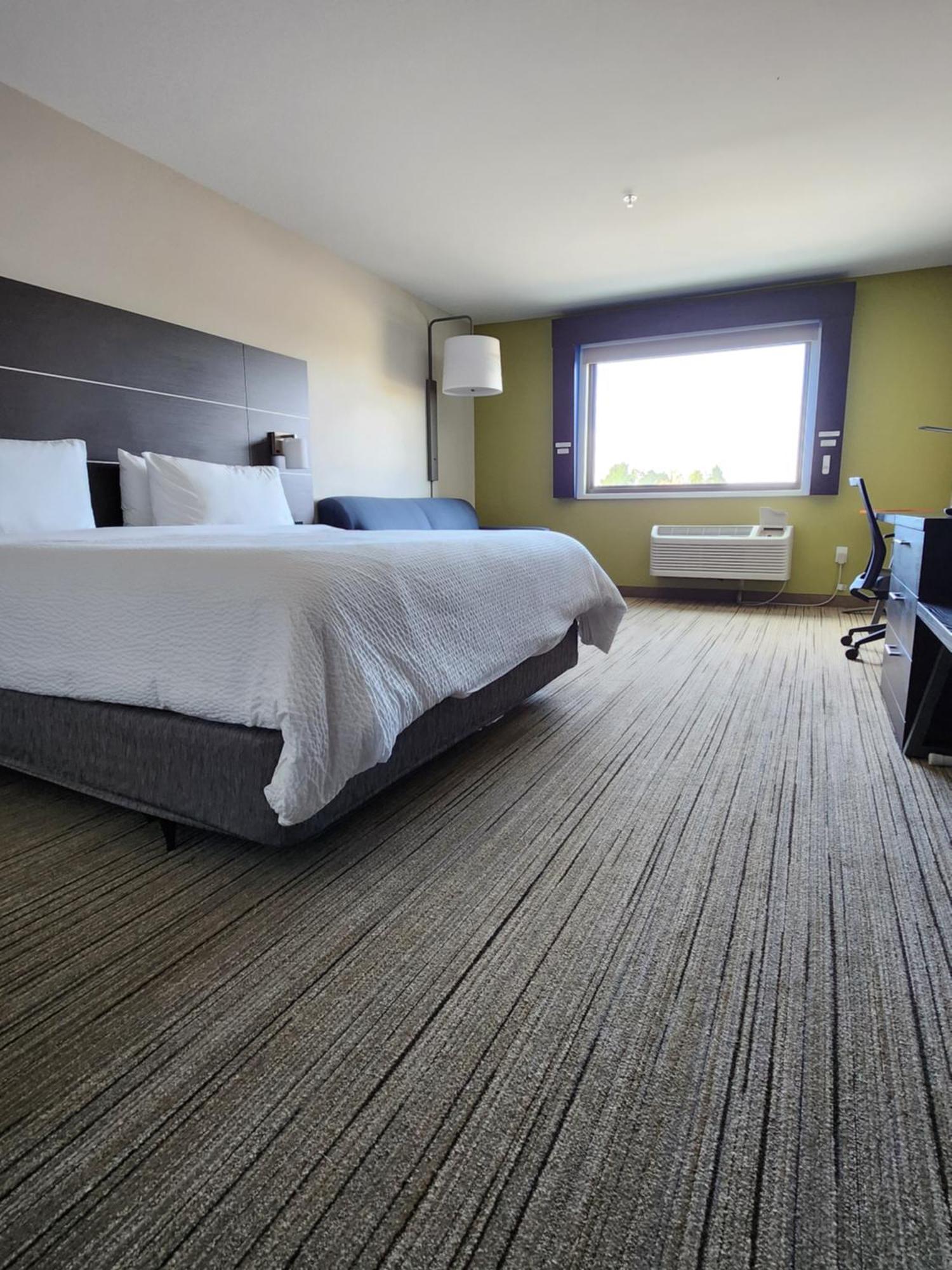 Holiday Inn Express & Suites - Camas By Ihg Bagian luar foto