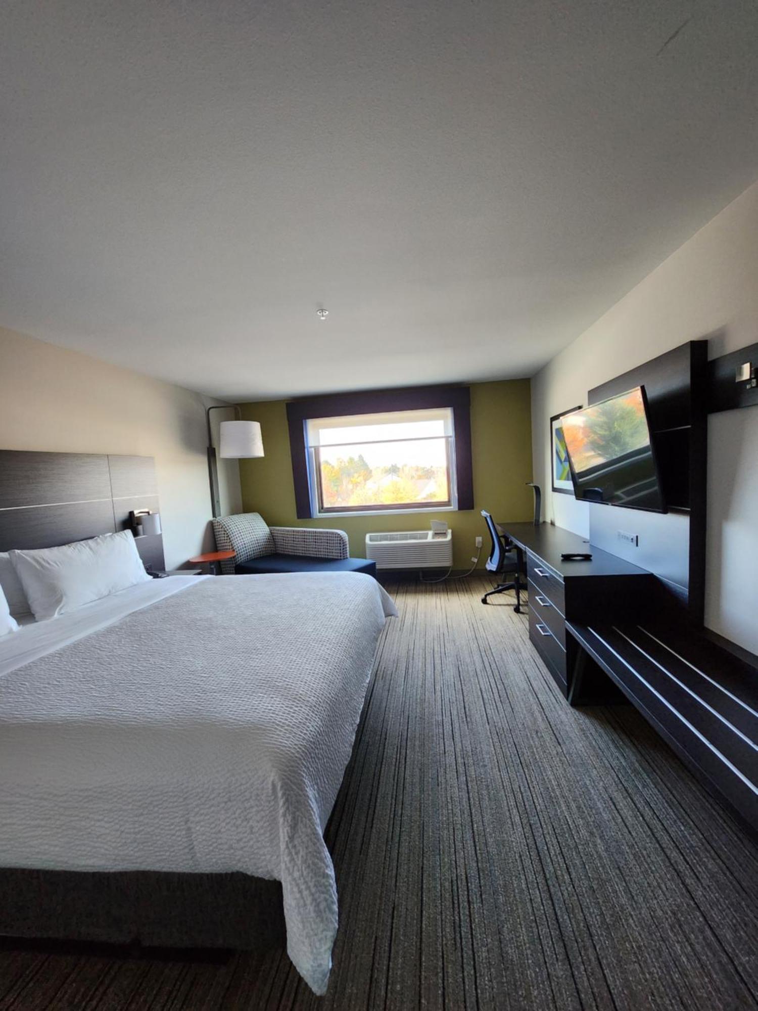 Holiday Inn Express & Suites - Camas By Ihg Bagian luar foto