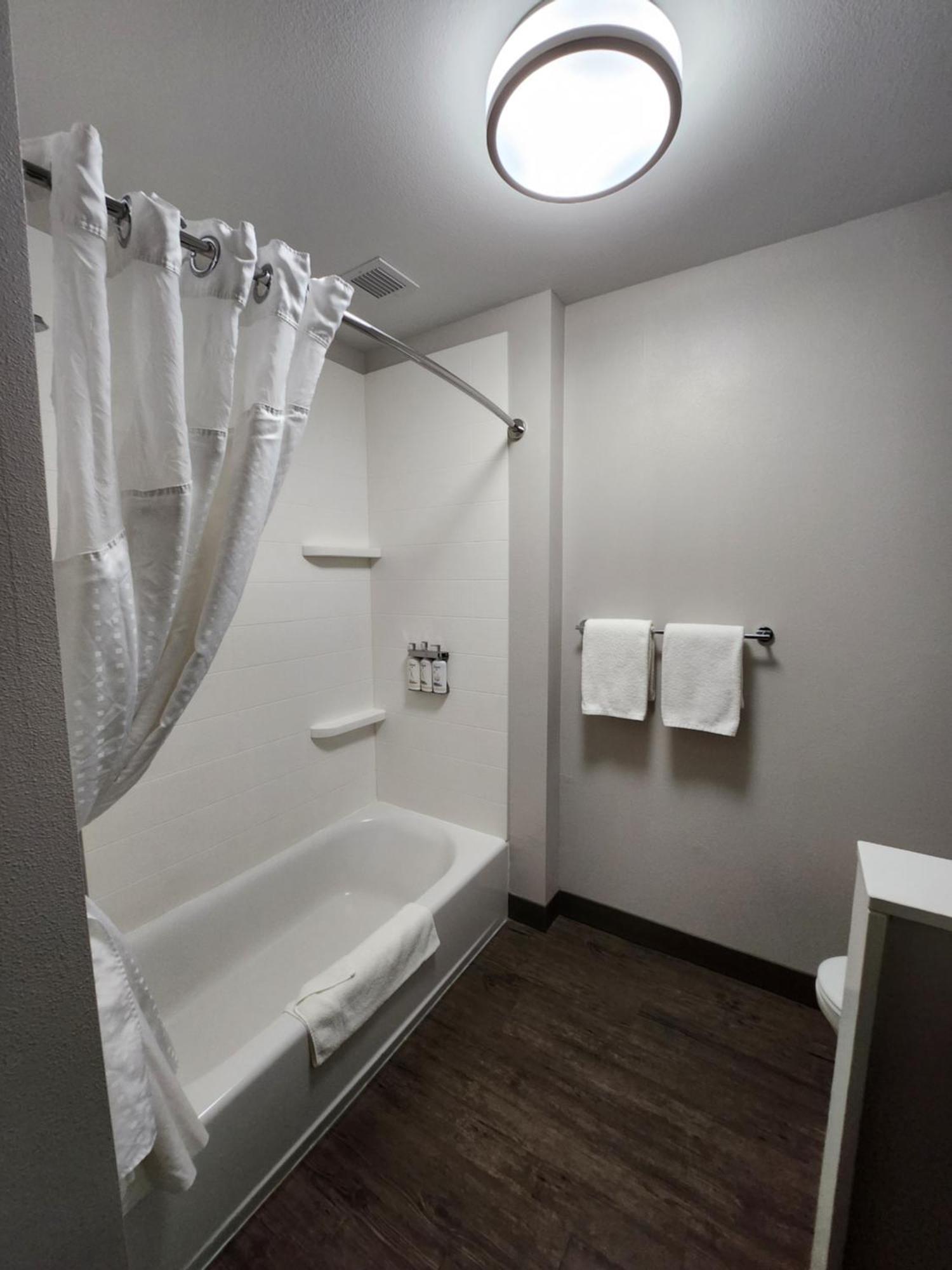 Holiday Inn Express & Suites - Camas By Ihg Bagian luar foto